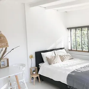 Apartment Little House