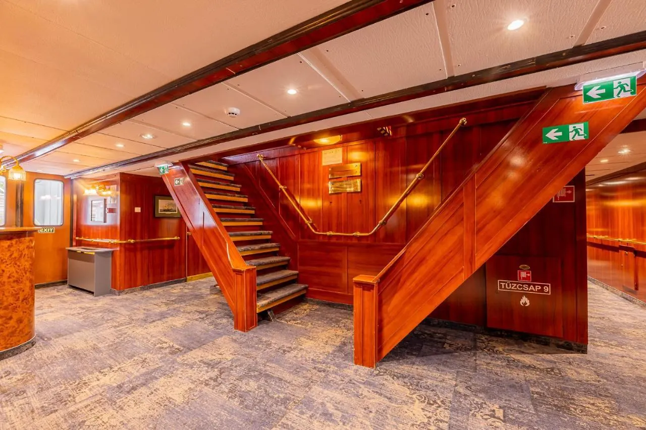 Fortuna Boat Hotel Budapeste Botel