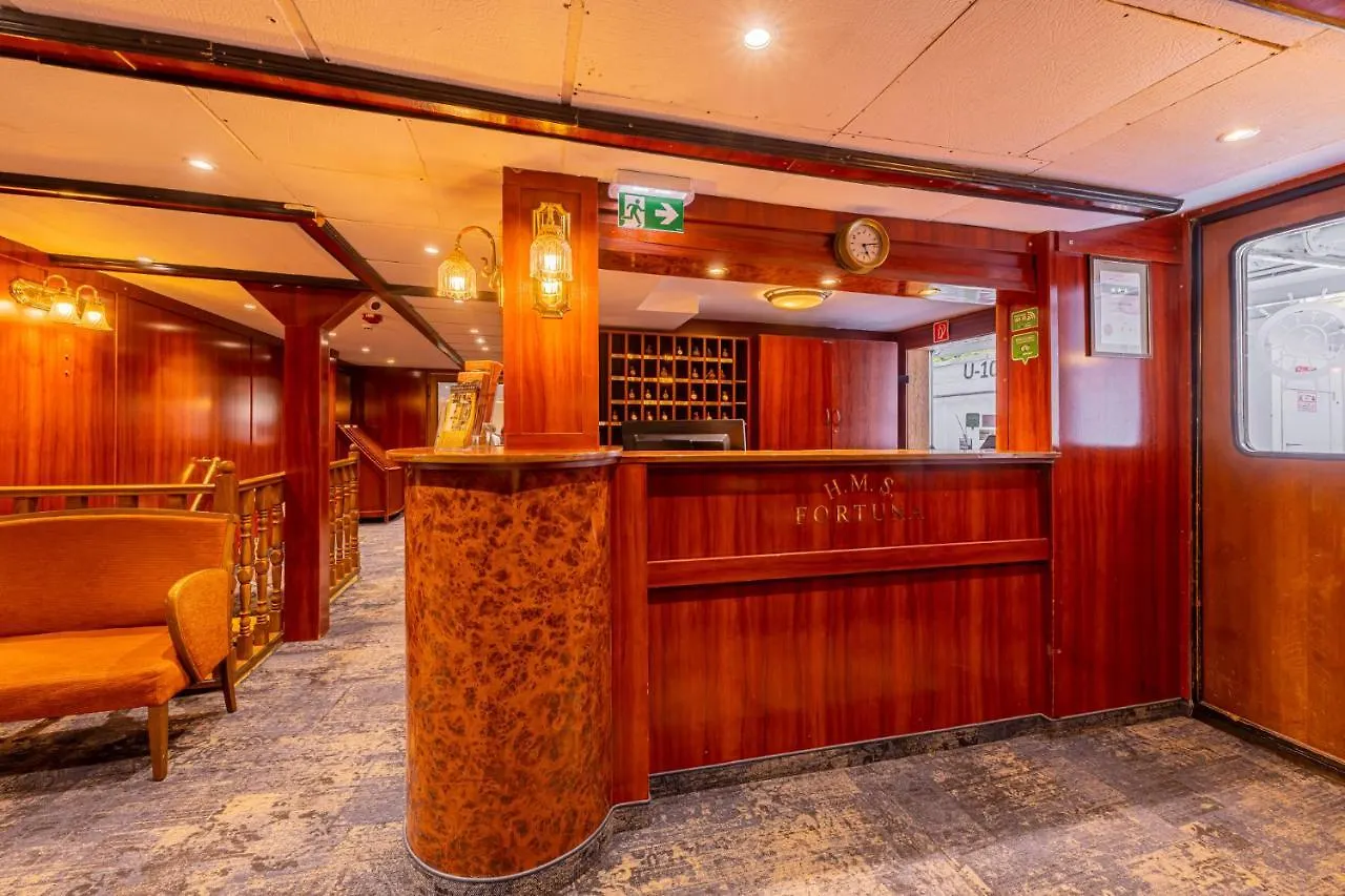 *** Botel Fortuna Boat Hotel Budapeste Hungria