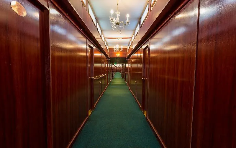 Fortuna Boat Hotel Budapest 3*,