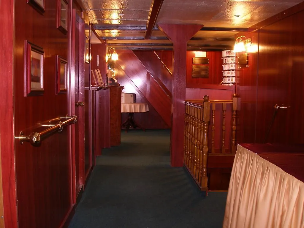 Fortuna Boat Hotel Budapest